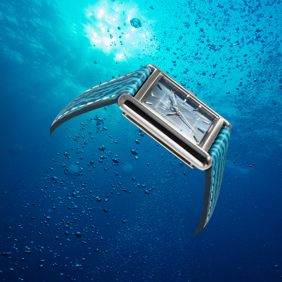 LA REINE Pearl Of The Ocean